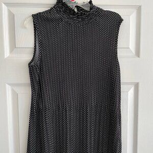 Adrianna Papell tank top size small black with white dots stretchy